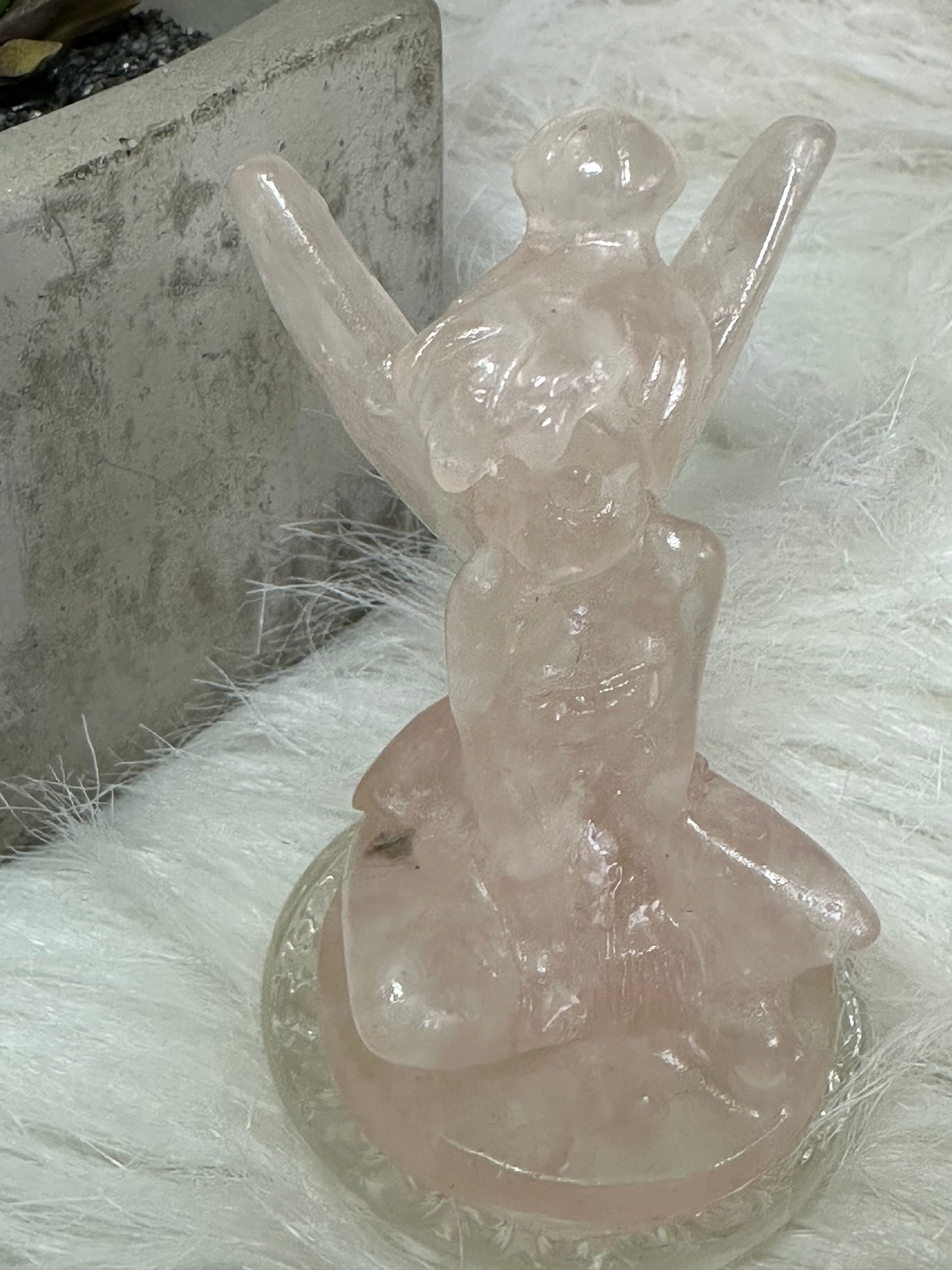 Rose Quartz Tinkerbell in resin